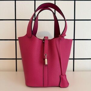 Elegant Pink Lock Bag Tote Bag